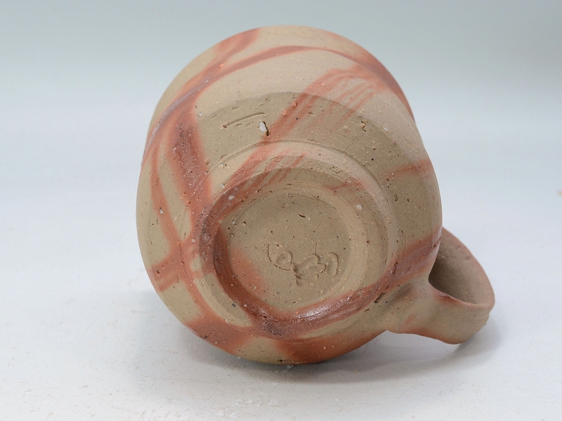 陶芸窯 25106]緋襷マグカップ（藤原康）｜備前焼わかくさ